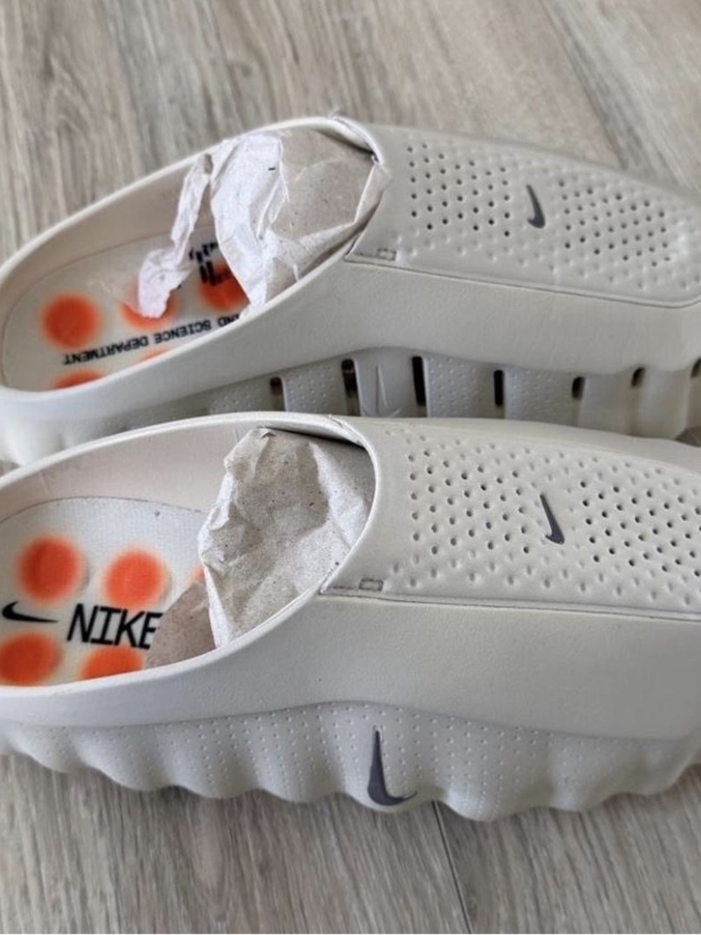 Nike Mind Slides 001 Light Bone NIB - Sizes 7, 8, 9